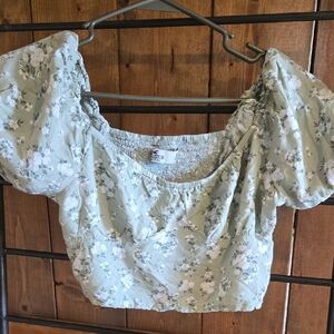 Hollister White Puff Sleeve Crop Blouse